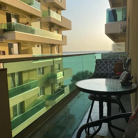 Moonlight Central Apartment *