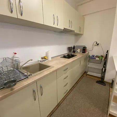 Moonlight Central Apartment Mamaia